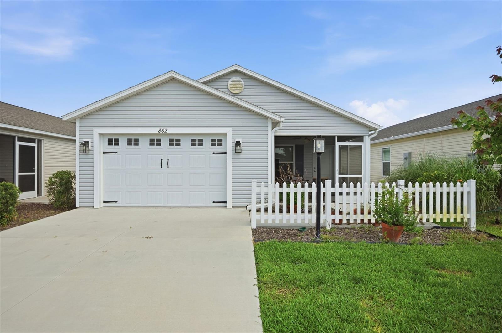 862 Spring Ave Property Photo