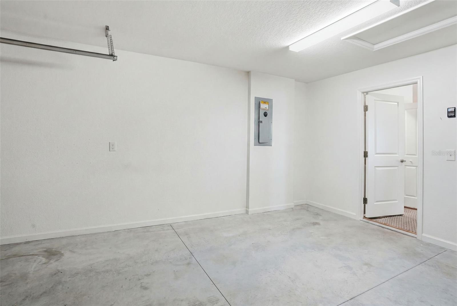 862 Spring Ave Property Photo 38