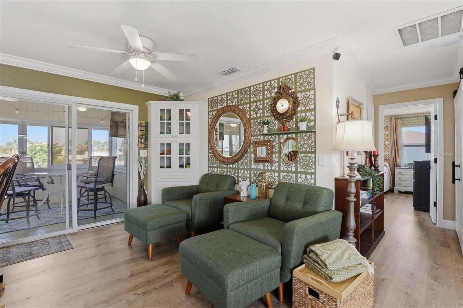 3347 Oleander Dr Property Photo 20