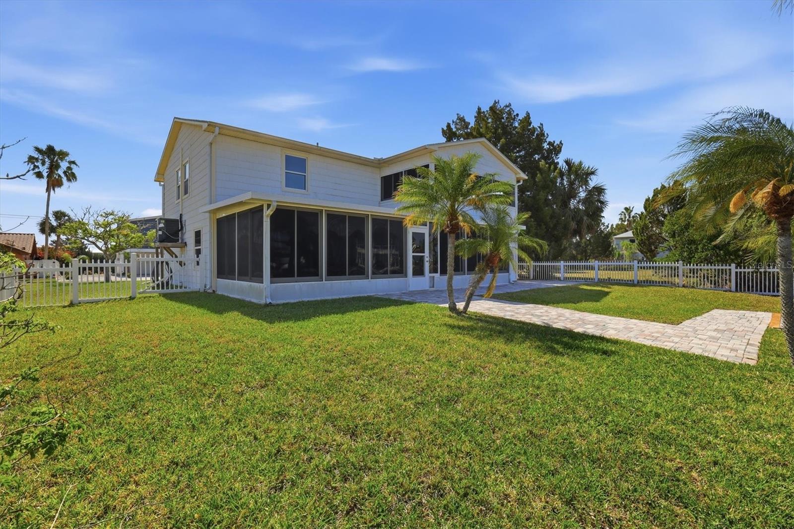 3347 Oleander Dr Property Photo 45