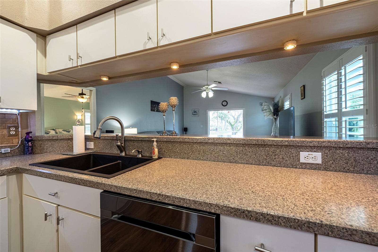 13253 Golf Ridge Pl Property Photo 9
