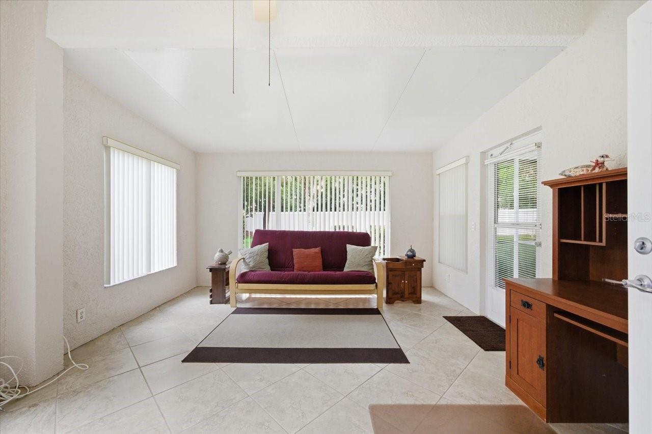 15028 Silversmith Cir Property Photo 21