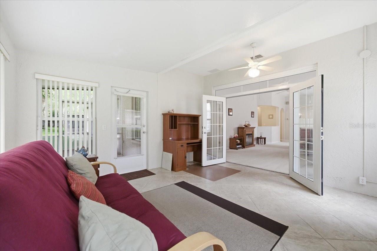 15028 Silversmith Cir Property Photo 23
