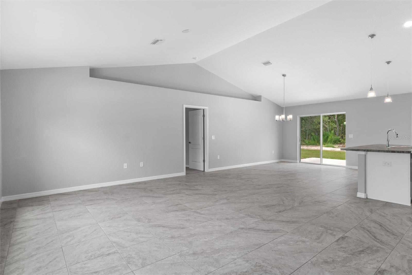 16375 Kakawi Rd Property Photo 6