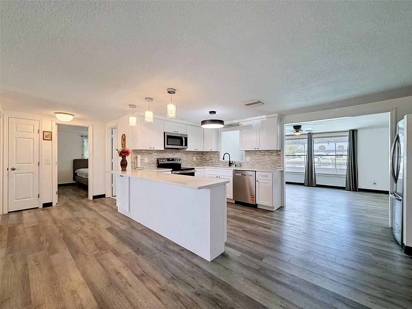 12735 1st Isle Property Photo 13
