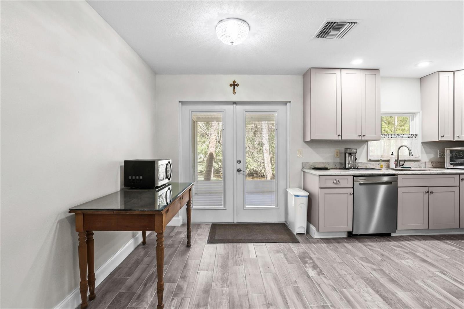 6244 Colony Cir Property Photo 41
