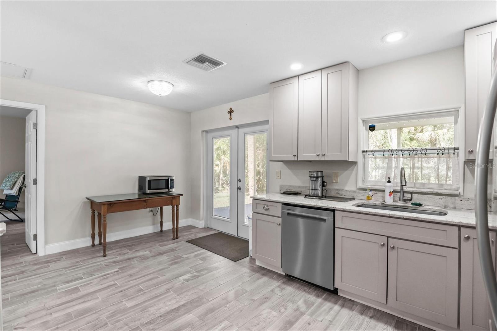 6244 Colony Cir Property Photo 46