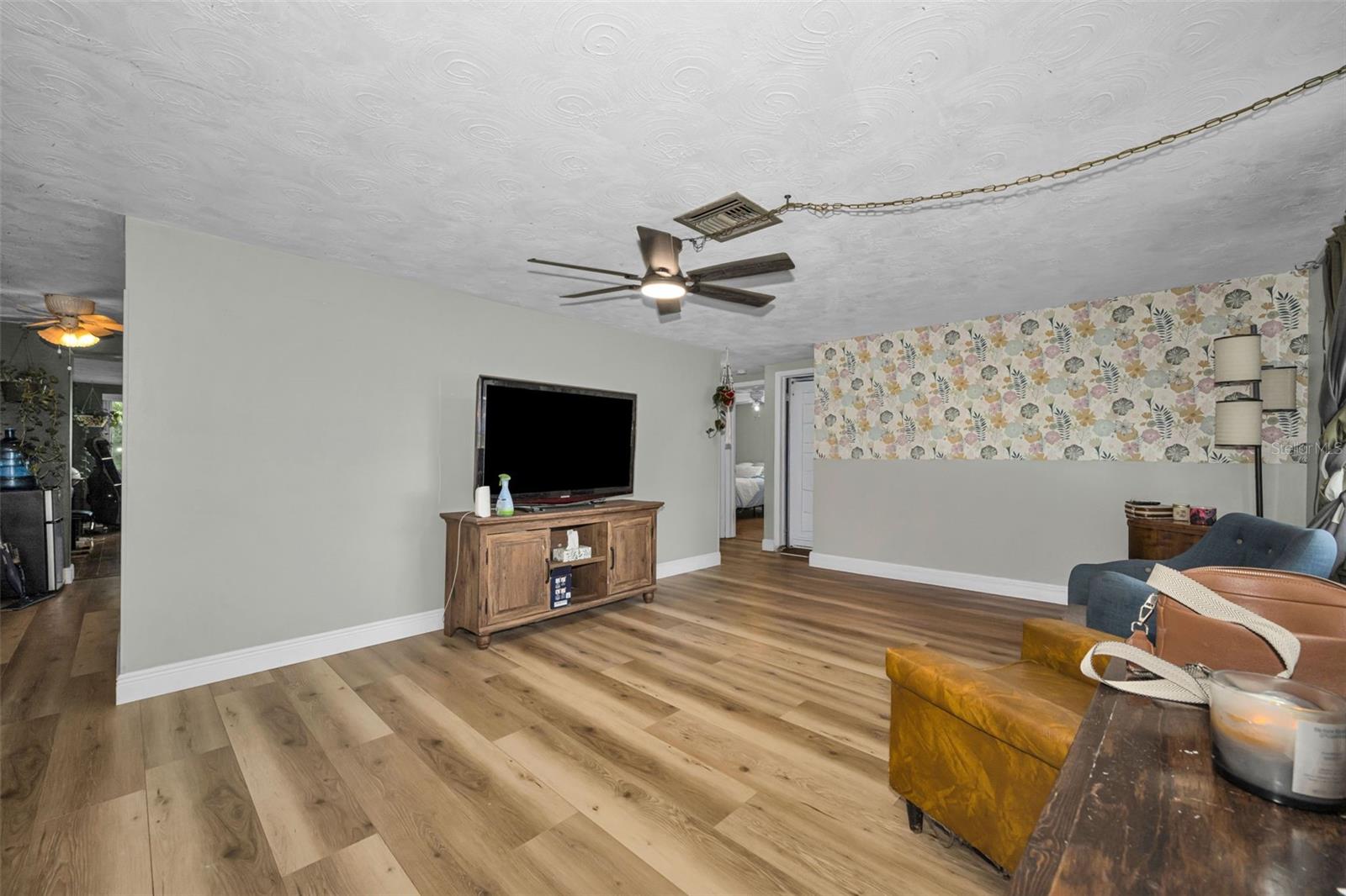 3541 Bigelow Dr Property Photo 6