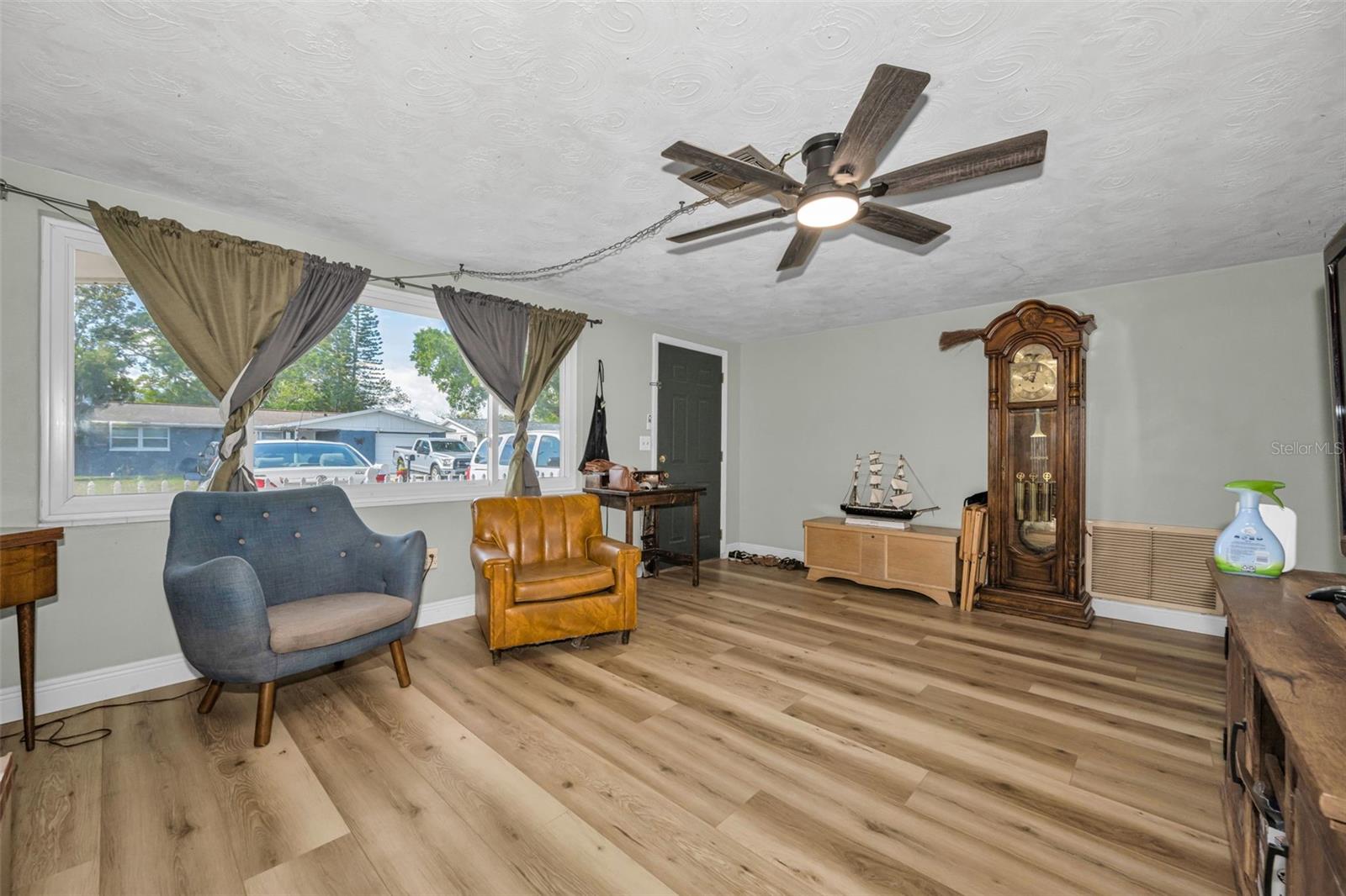 3541 Bigelow Dr Property Photo 8