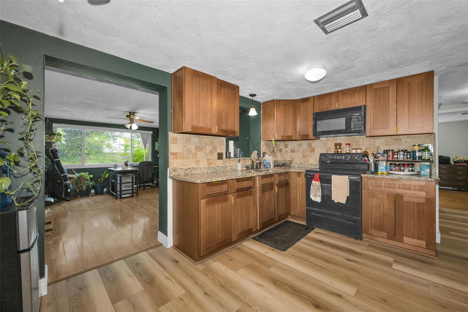 3541 Bigelow Dr Property Photo 10