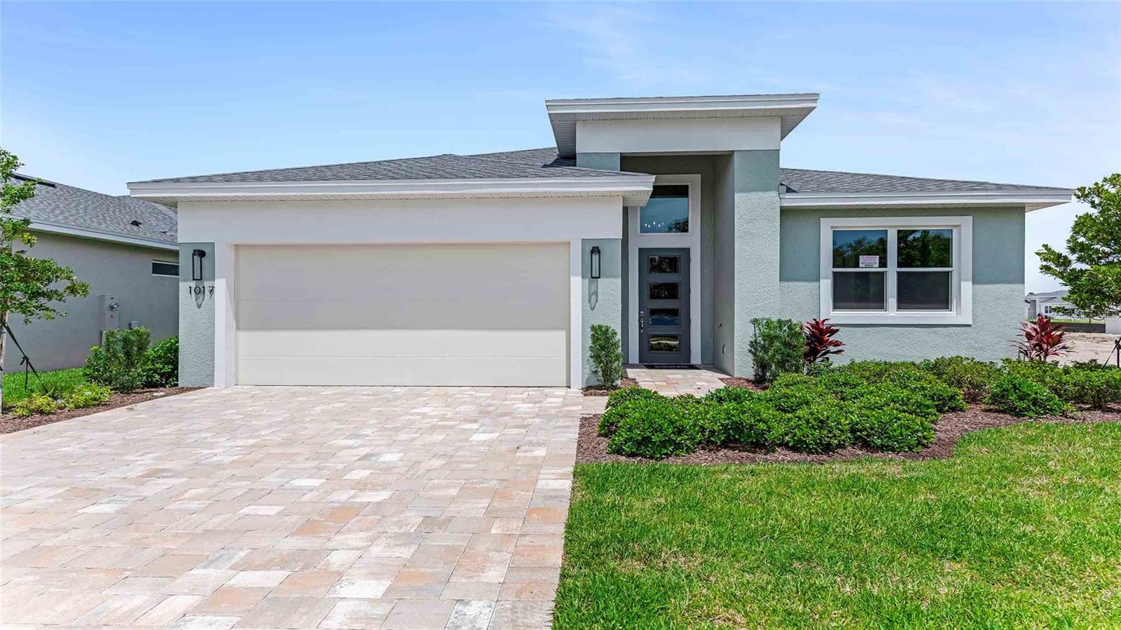 1017 Liliana Dr Property Photo 1
