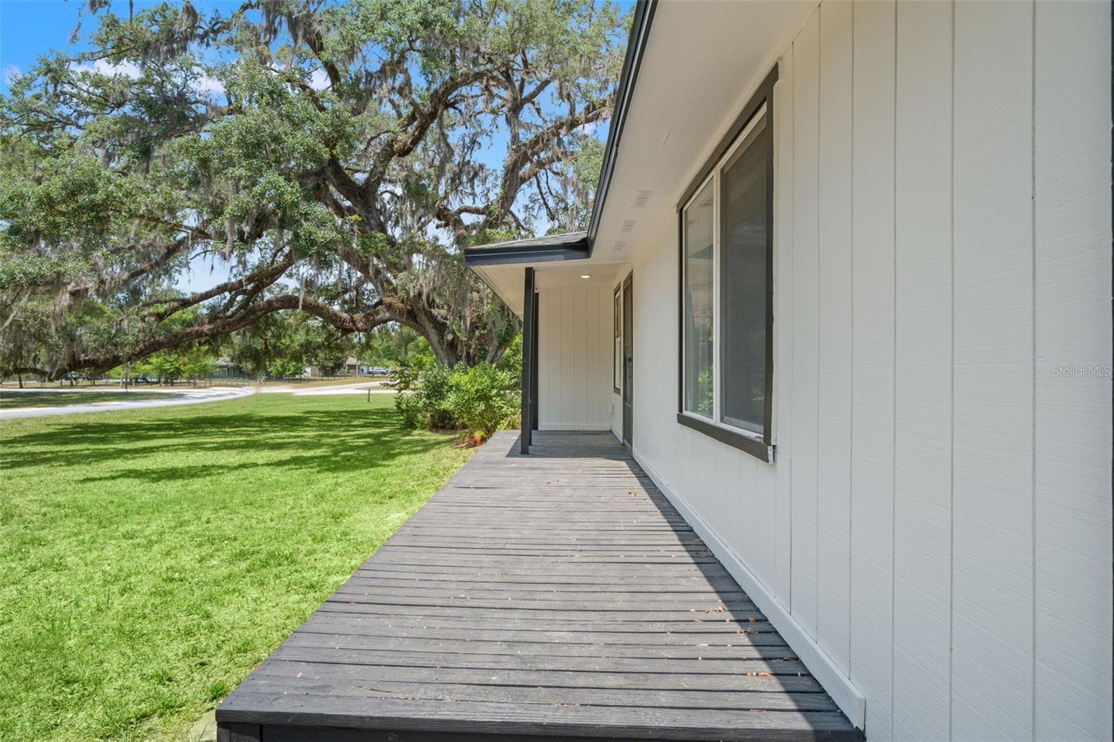 16119 Wilson Blvd Property Photo 5