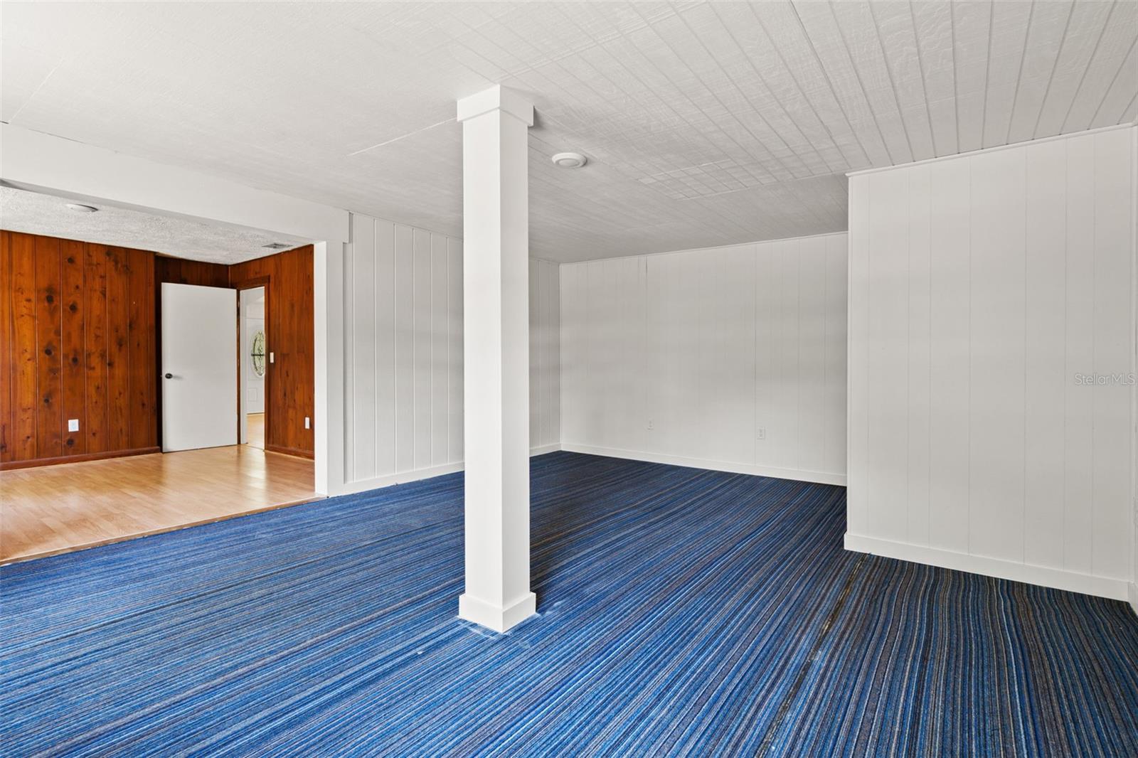 16119 Wilson Blvd Property Photo 27