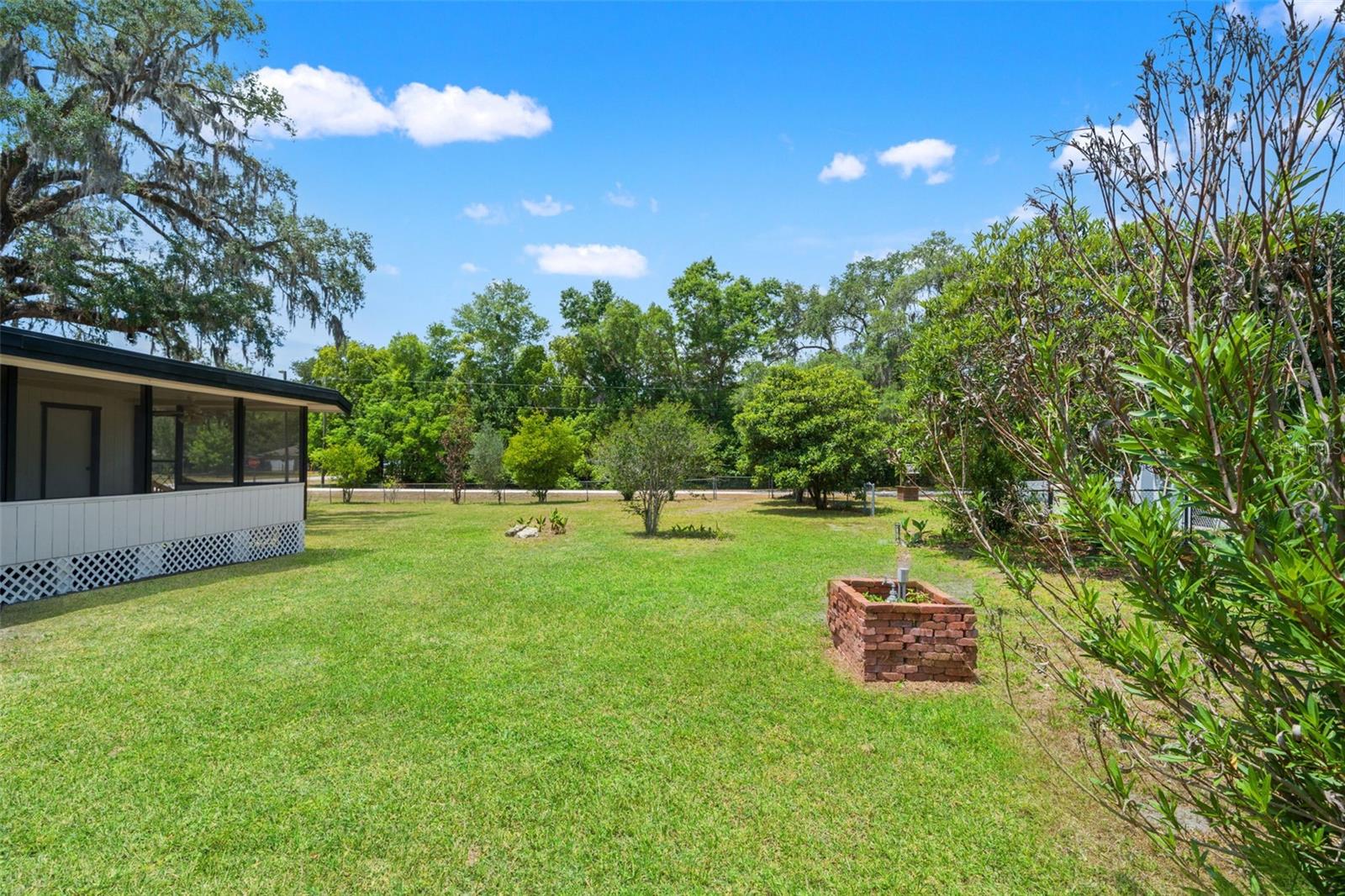 16119 Wilson Blvd Property Photo 36