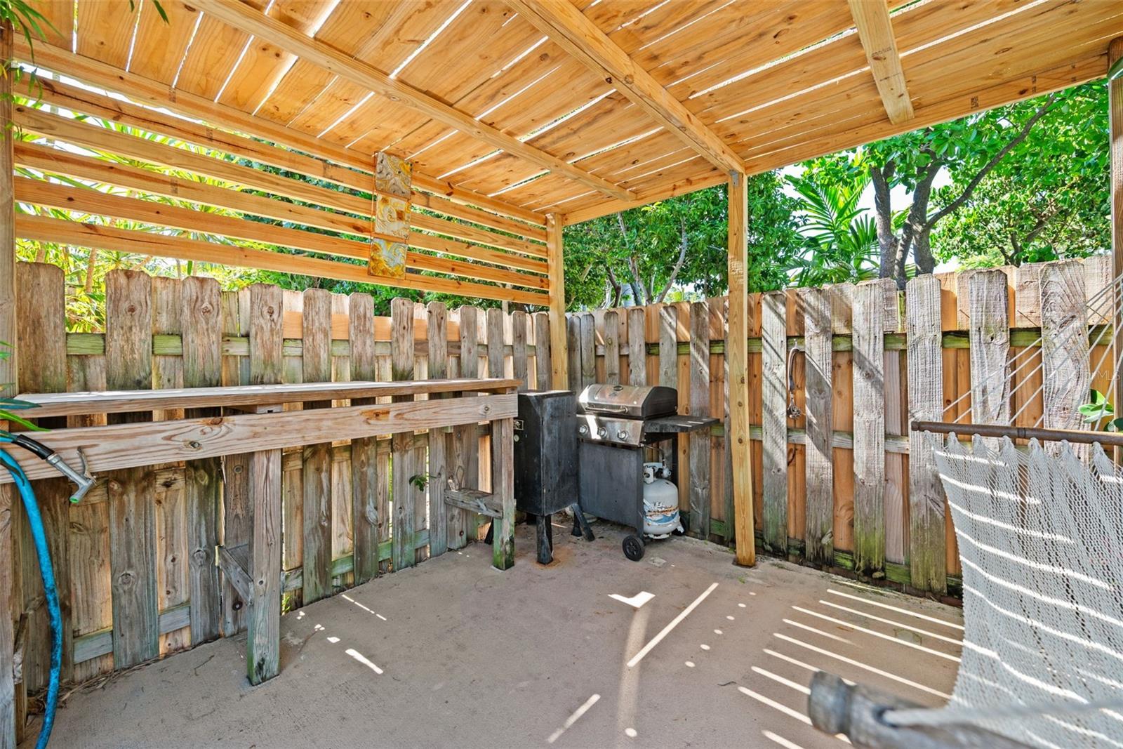 245 Avalon Ave Property Photo 36