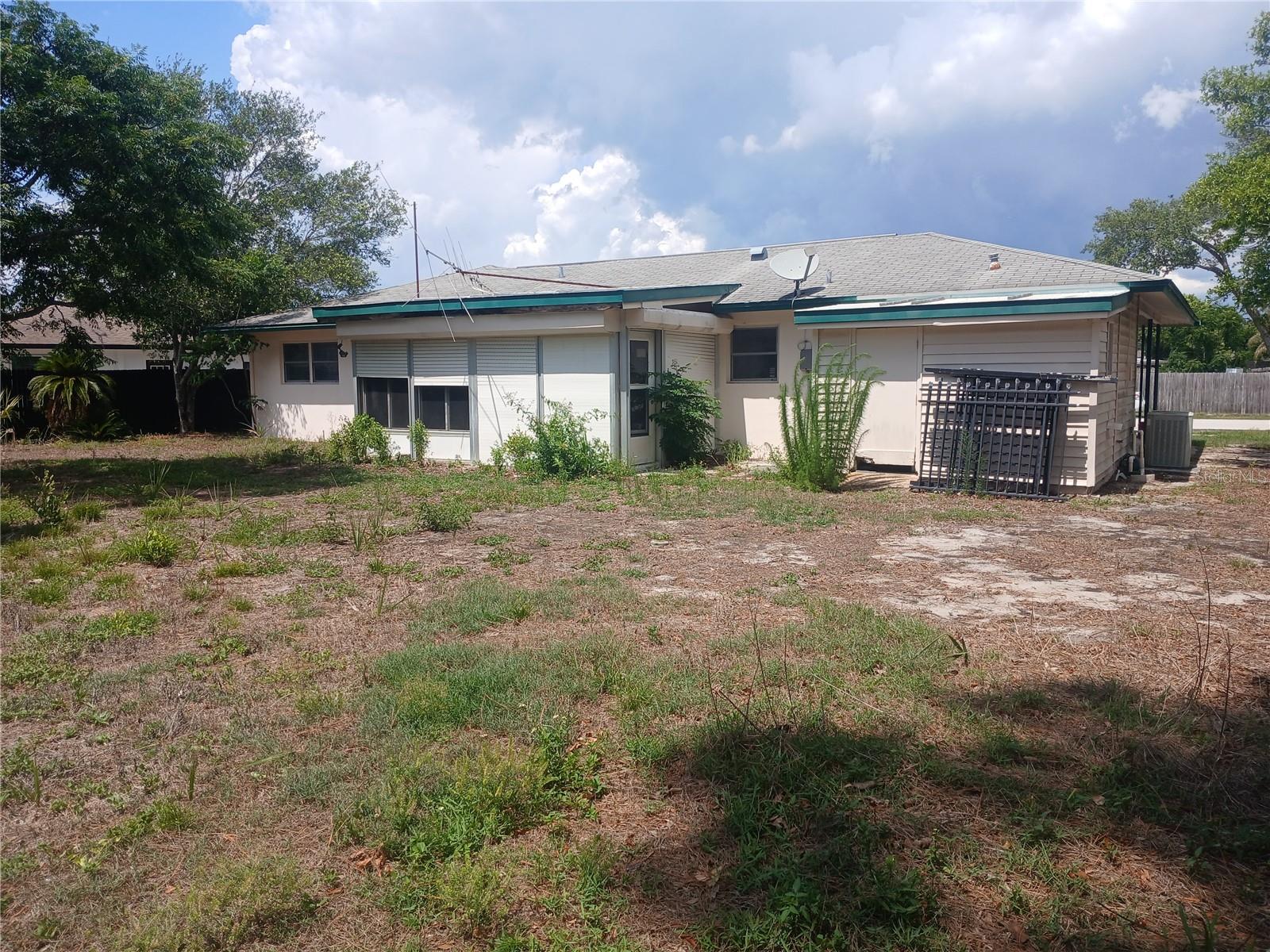 7304 Acorn Cir Property Photo 3