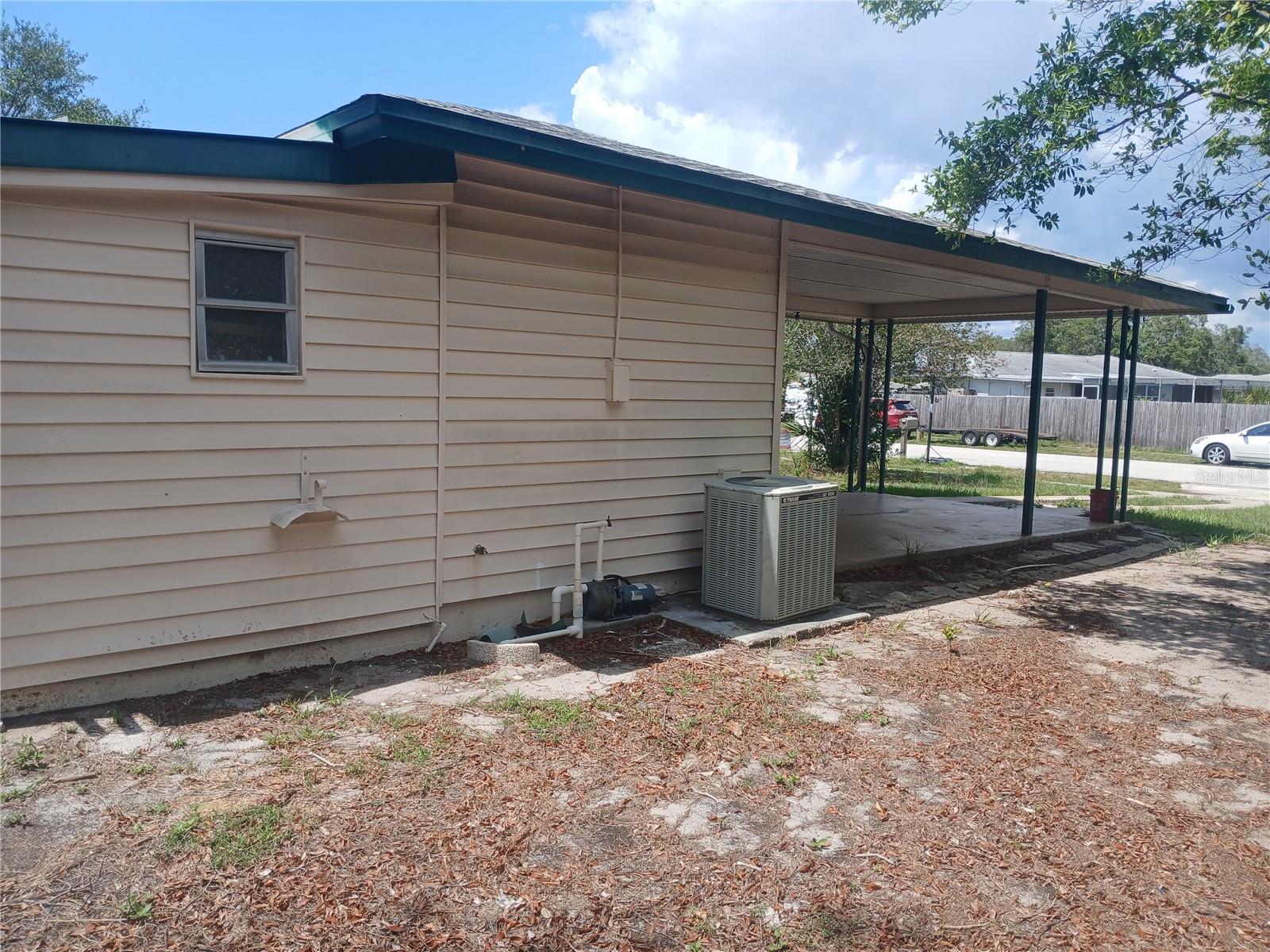 7304 Acorn Cir Property Photo 4