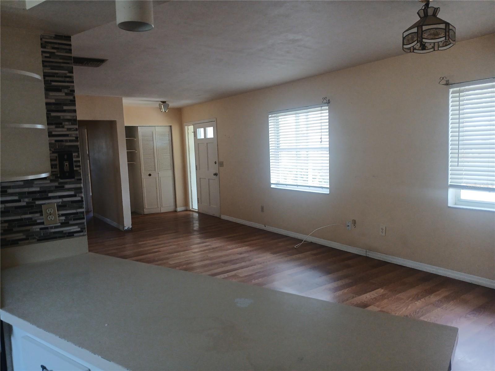 7304 Acorn Cir Property Photo 5