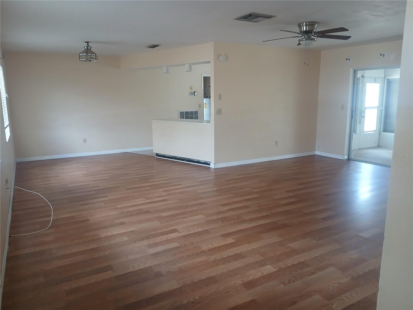 7304 Acorn Cir Property Photo 7