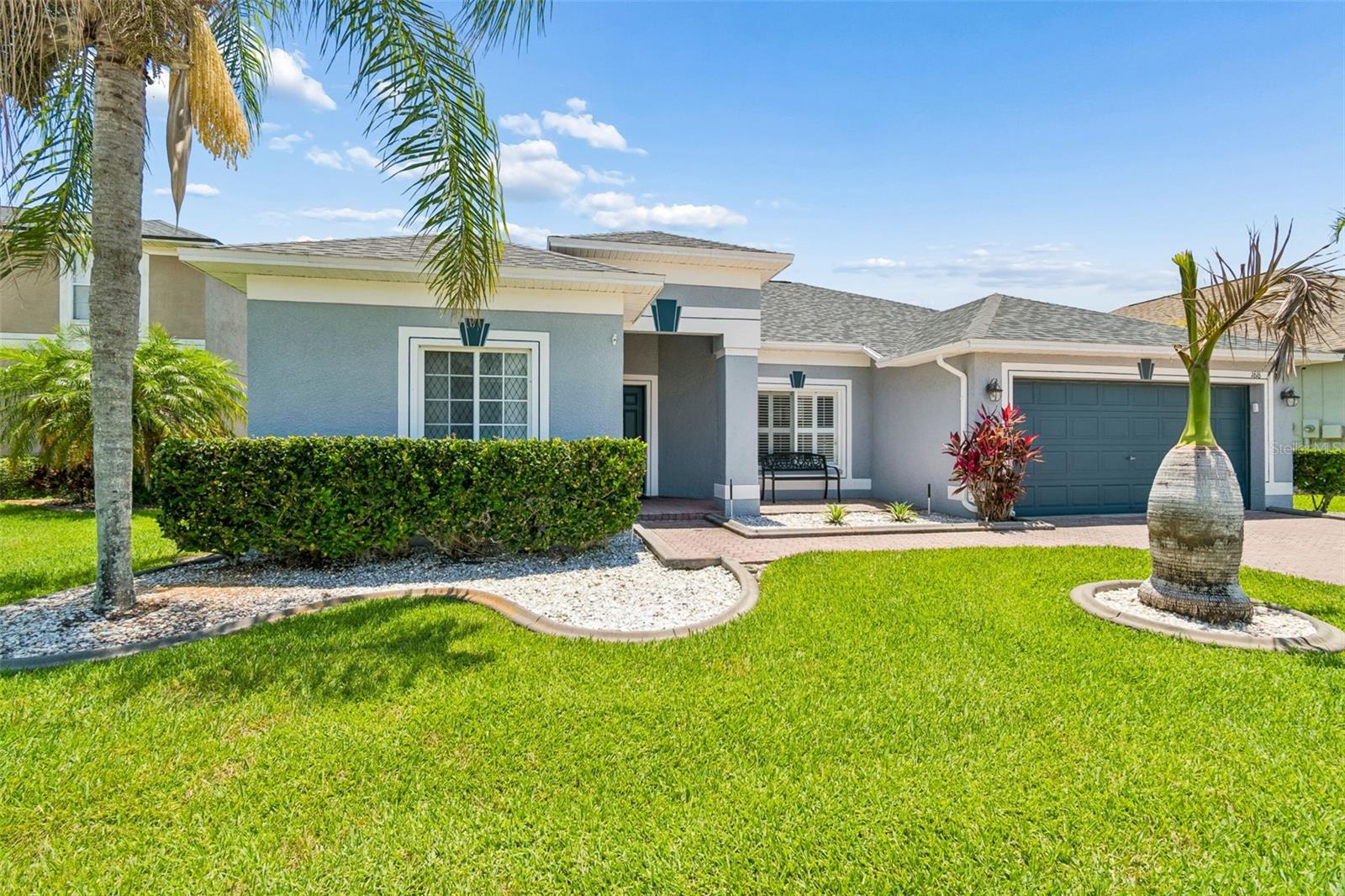 1616 Regal Mist Loop Property Photo 3