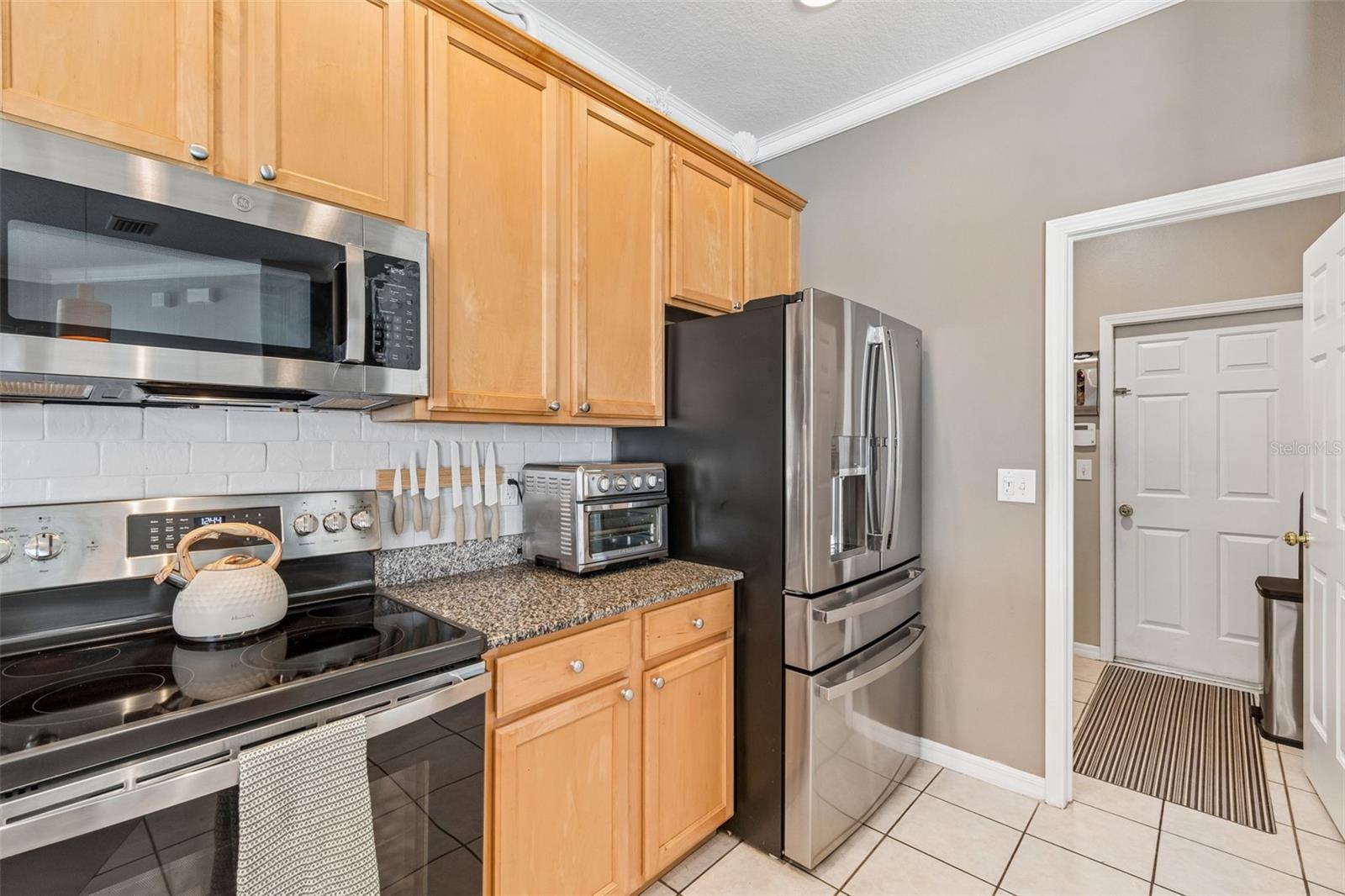1616 Regal Mist Loop Property Photo 30
