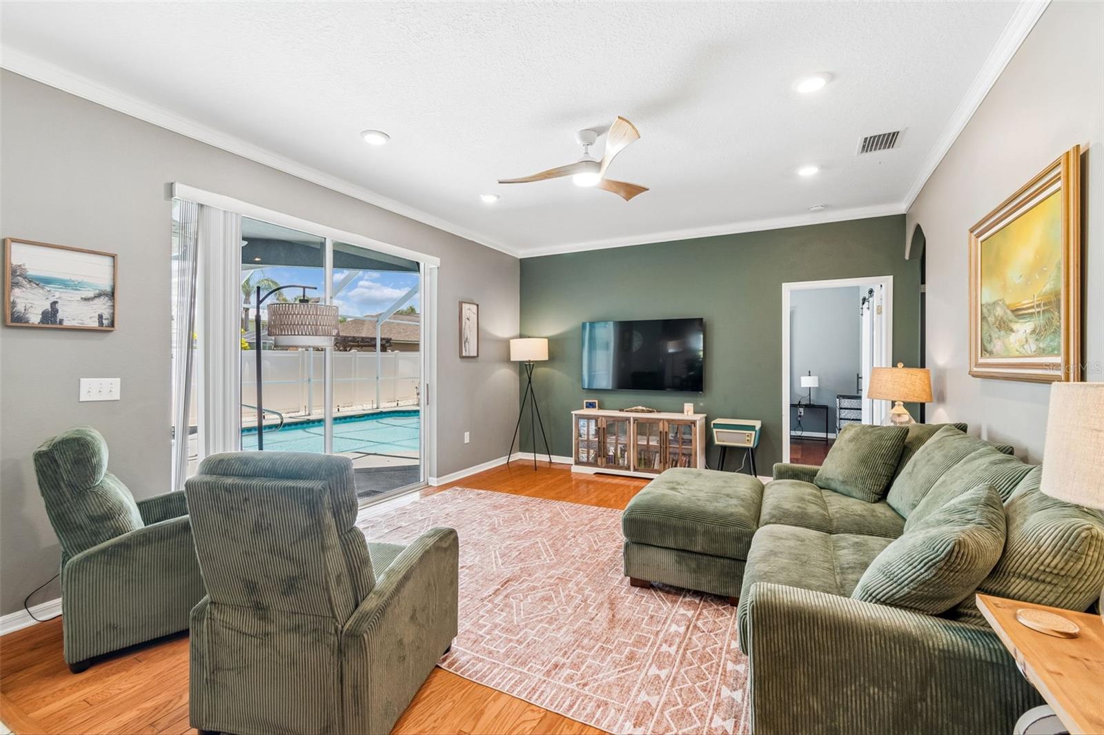 1616 Regal Mist Loop Property Photo 31