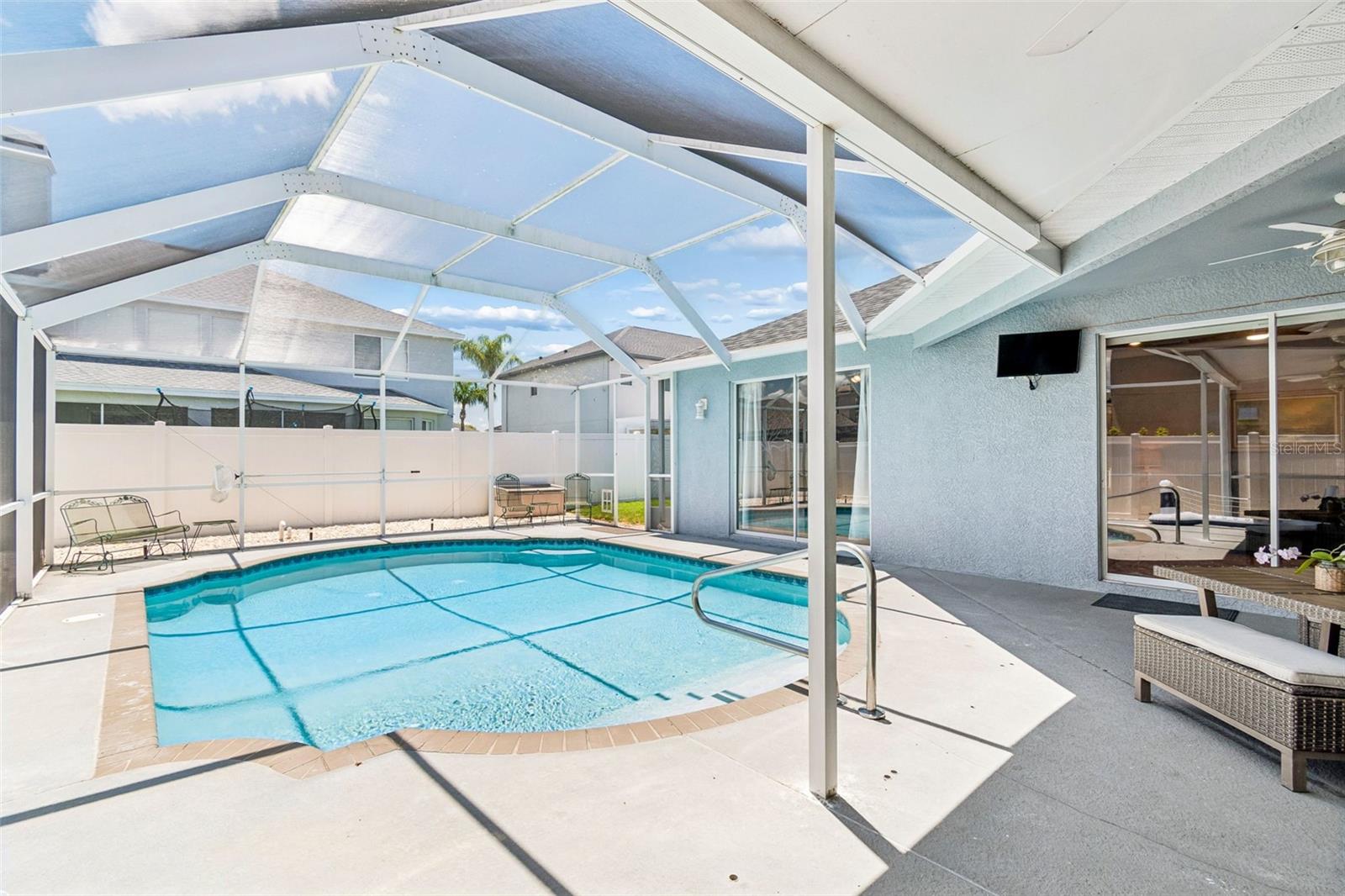 1616 Regal Mist Loop Property Photo 68