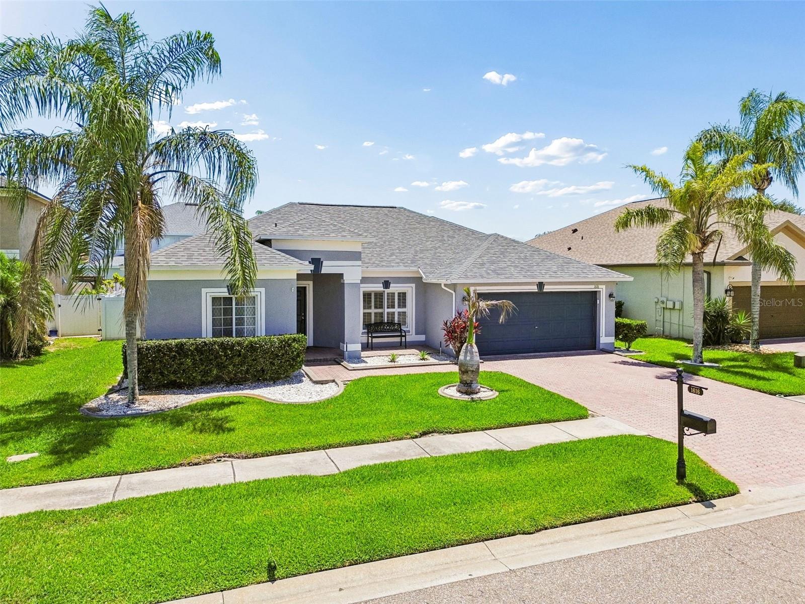 1616 Regal Mist Loop Property Photo 78