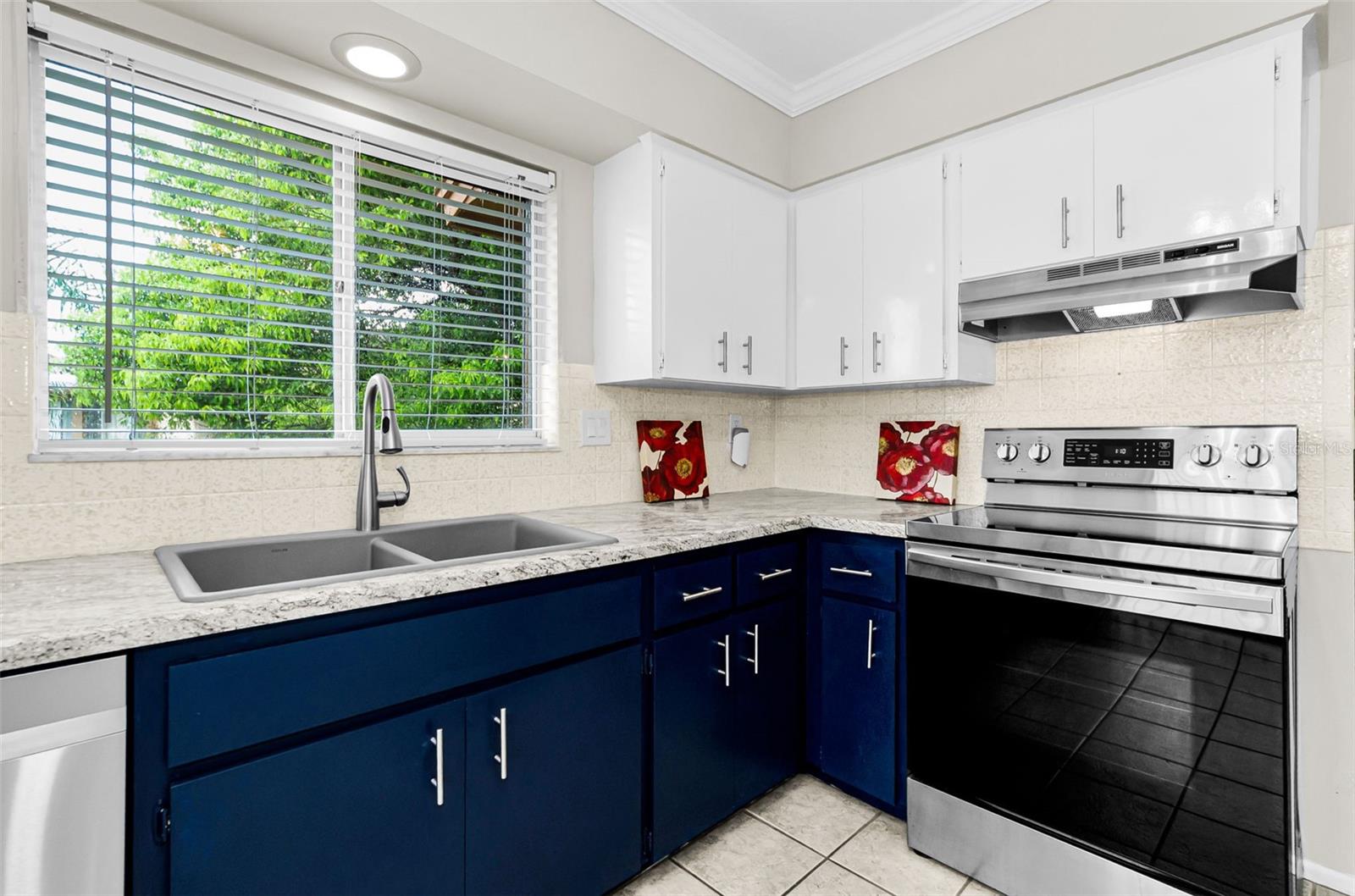 3835 Lighthouse Way Property Photo 9