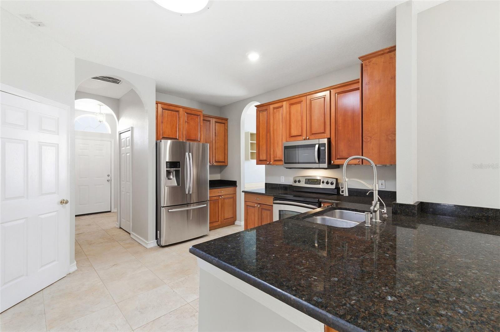 1623 Crossvine Ct Property Photo 9