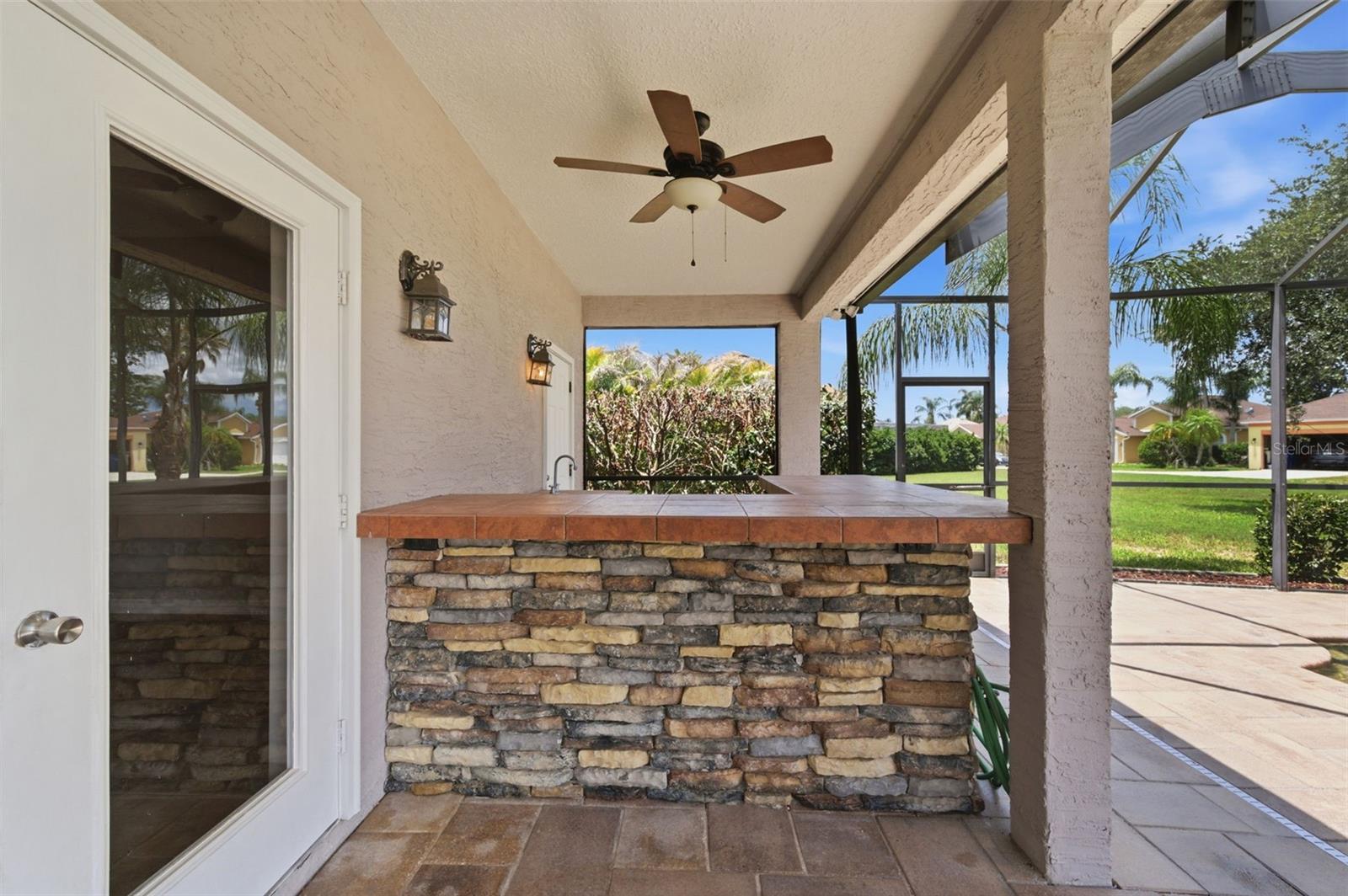 1623 Crossvine Ct Property Photo 41