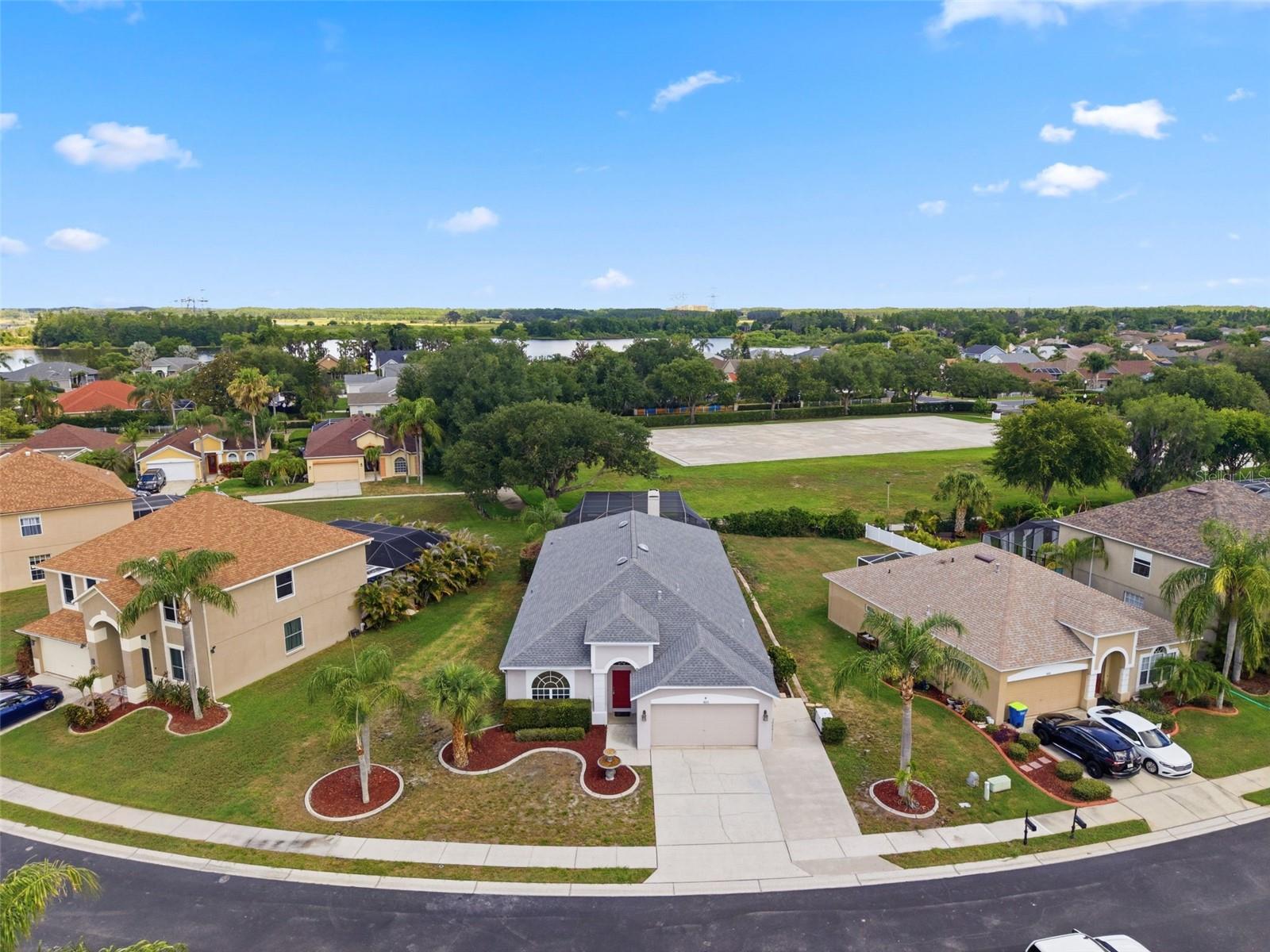 1623 Crossvine Ct Property Photo 46