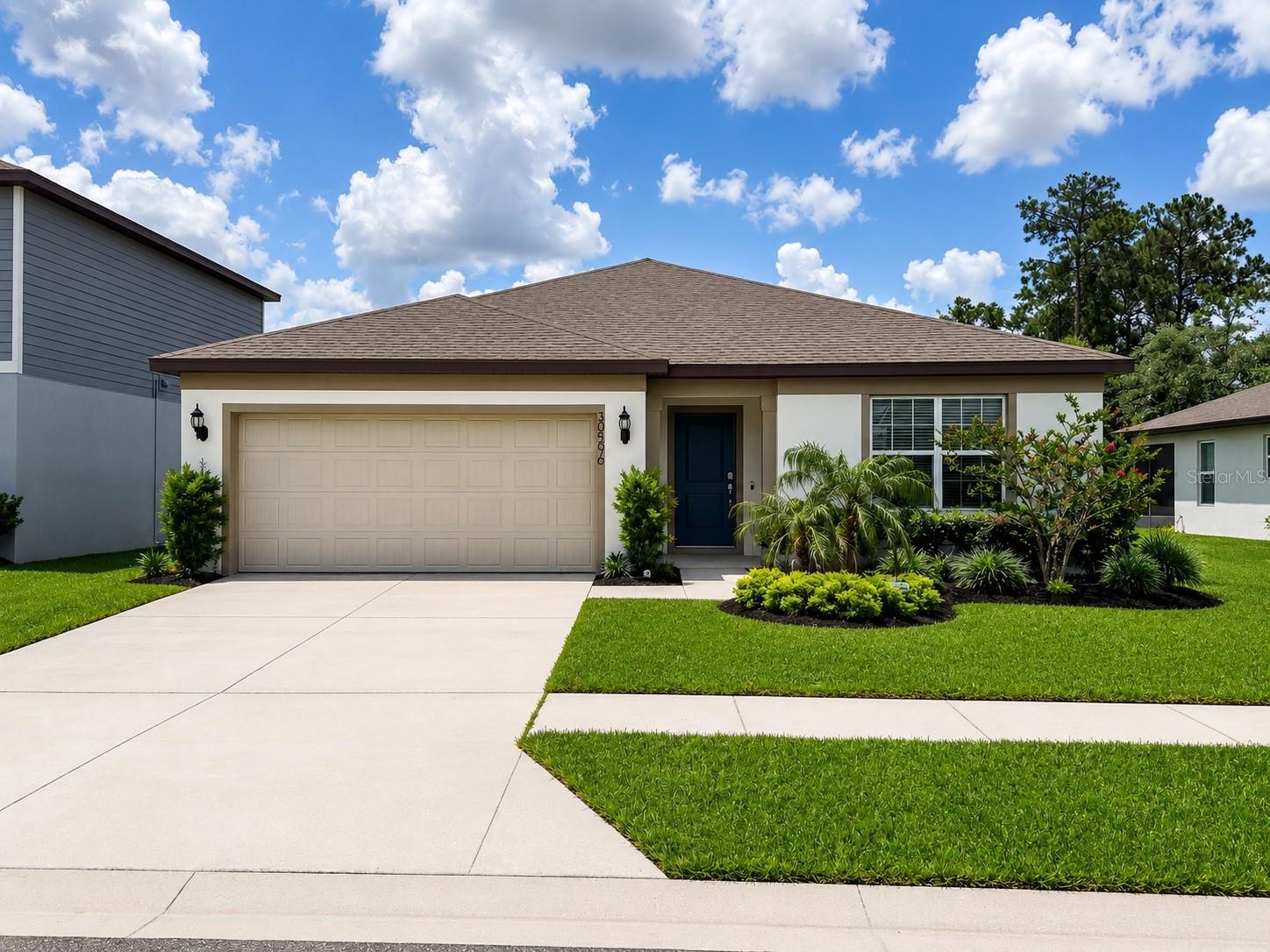 30596 THUNDERBIRD DR Property Photo 1