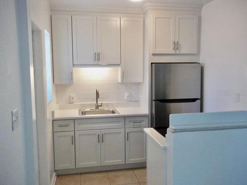 411 Pleasant St Property Photo 28