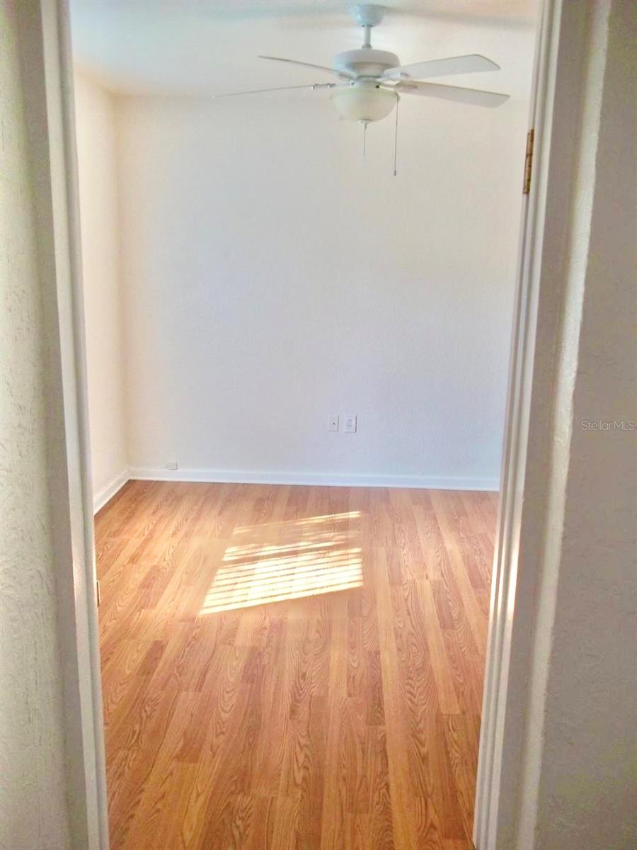 411 Pleasant St Property Photo 31