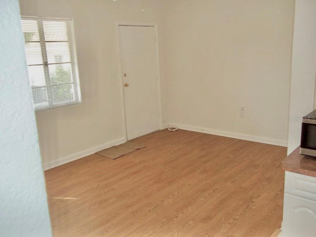 411 Pleasant St Property Photo 36