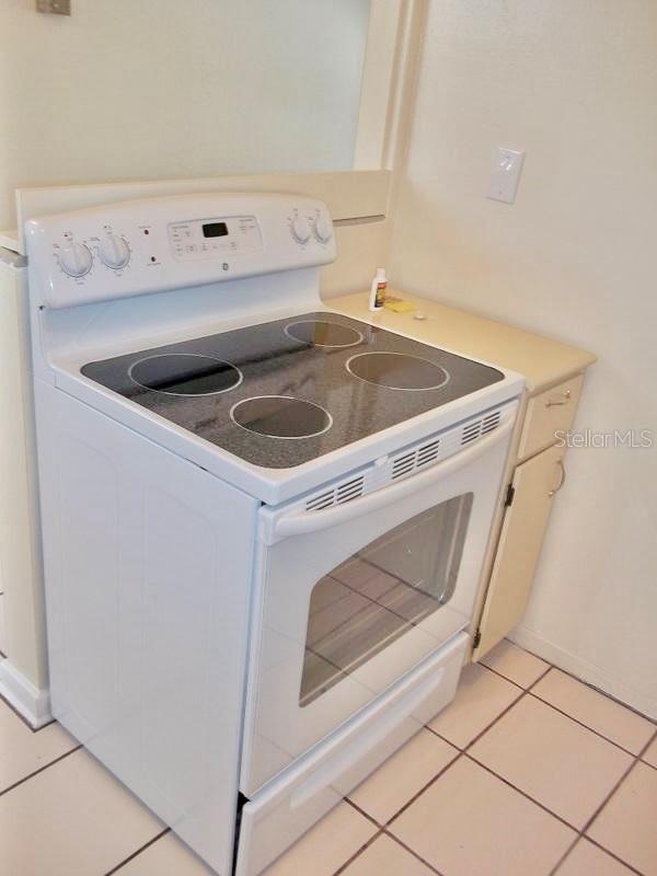 411 Pleasant St Property Photo 45