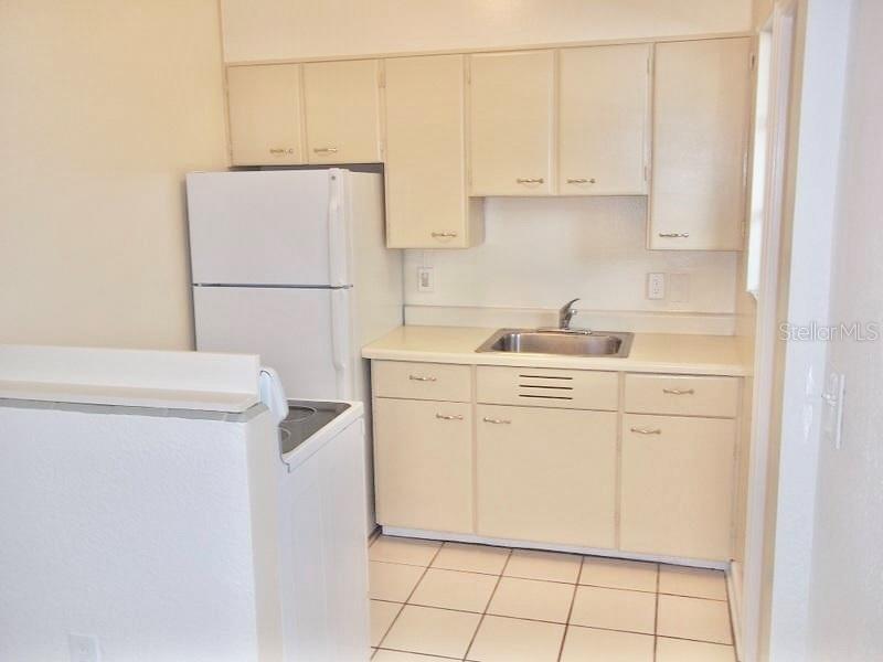 411 Pleasant St Property Photo 46