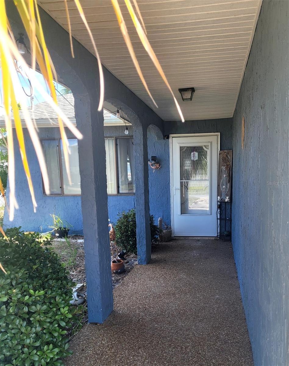 4011 Centavo Ct Property Photo 14