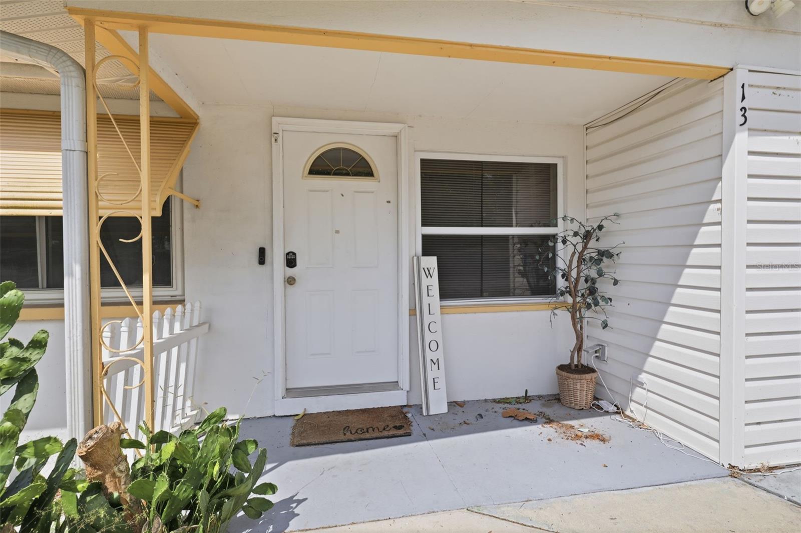 13 E Lemon St Property Photo 6