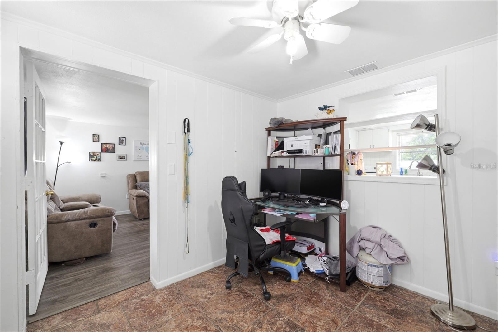 13 E Lemon St Property Photo 7