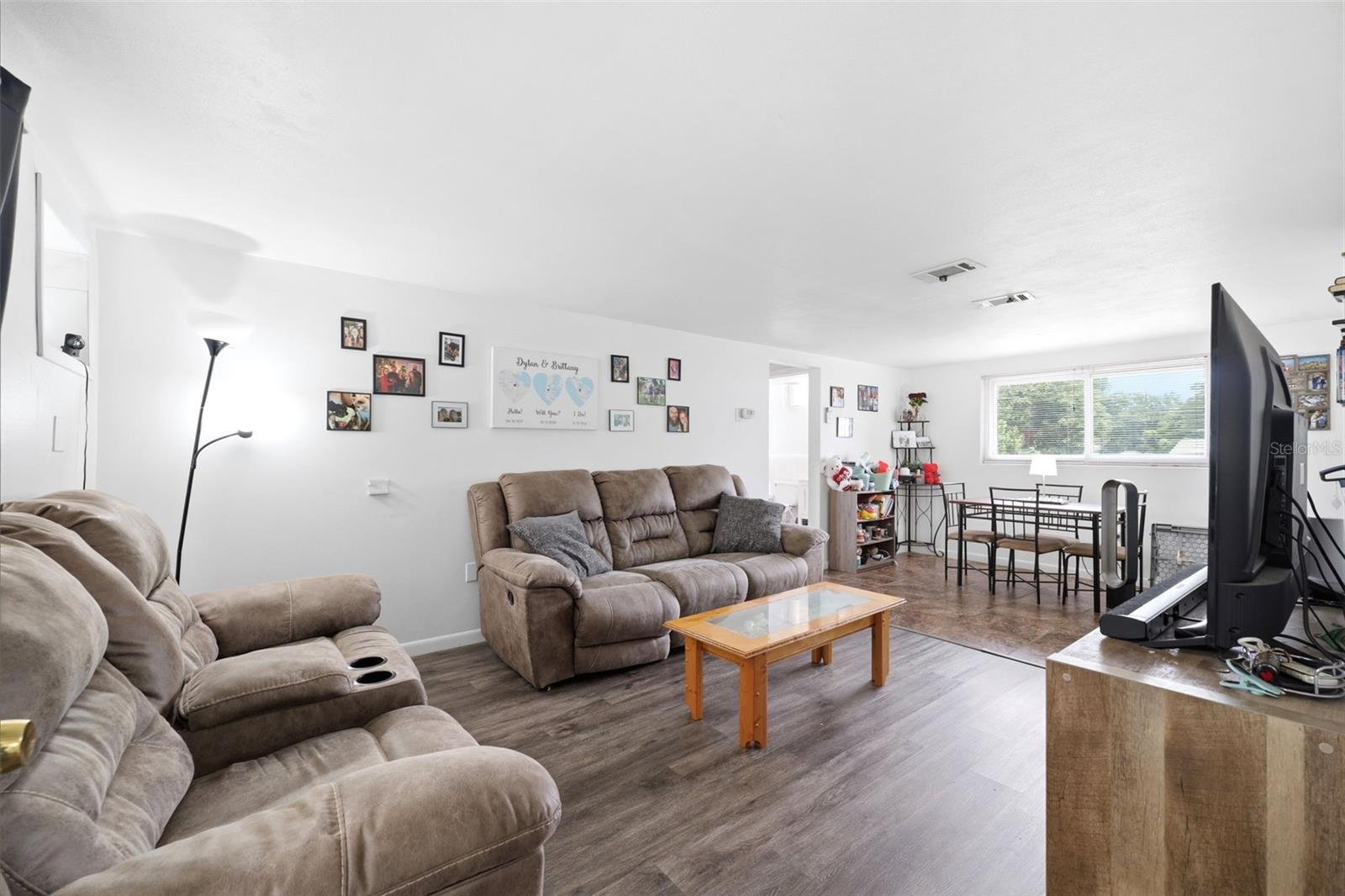 13 E Lemon St Property Photo 8