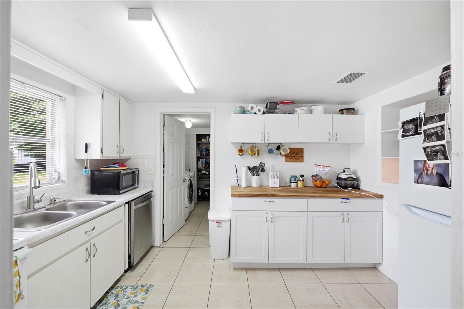 13 E Lemon St Property Photo 10
