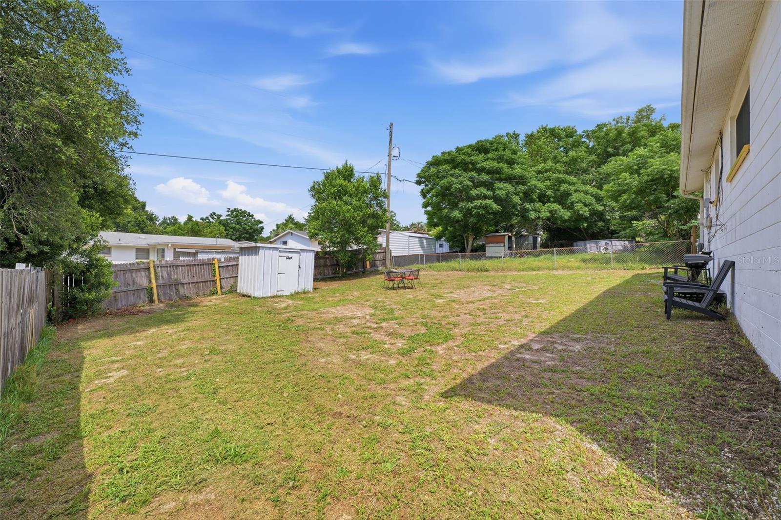 13 E Lemon St Property Photo 23