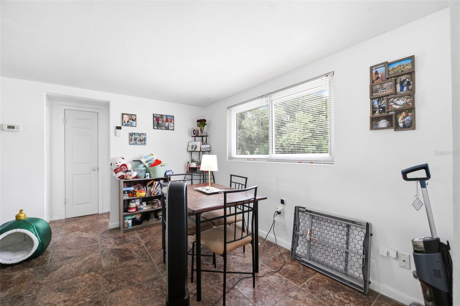 13 E Lemon St Property Photo 31
