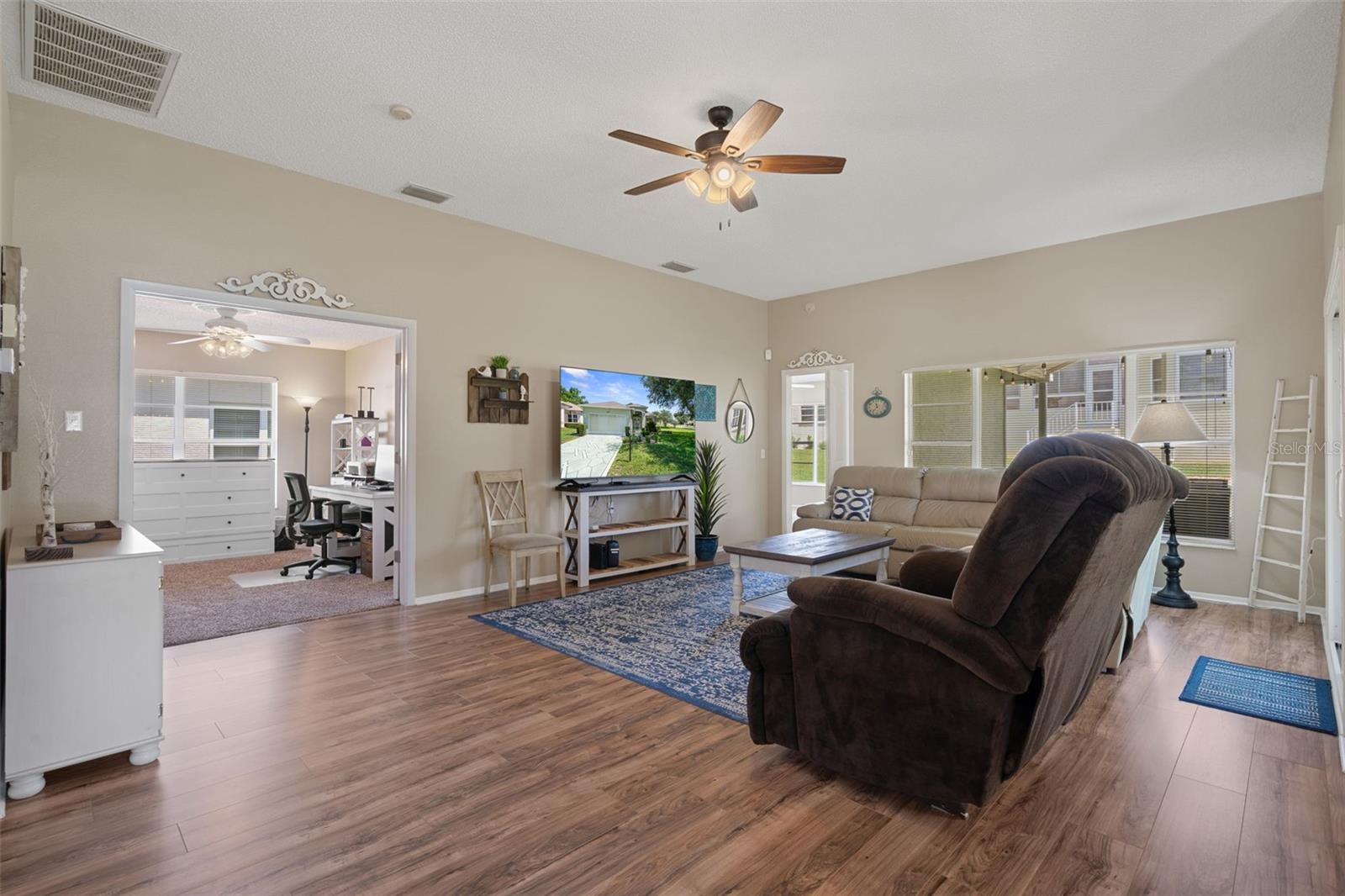 7483 Bridgewater Ln Property Photo 10