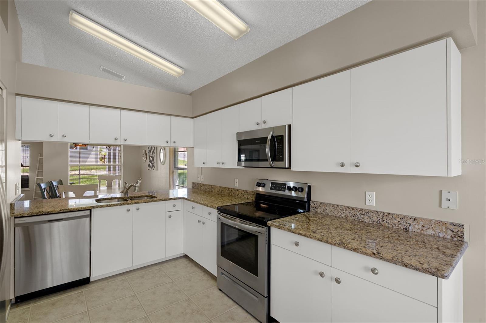 7483 Bridgewater Ln Property Photo 15