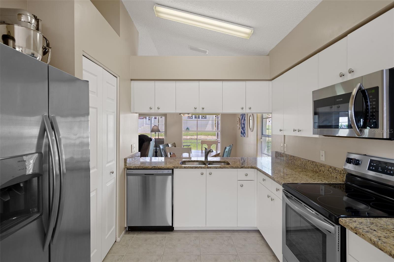 7483 Bridgewater Ln Property Photo 16