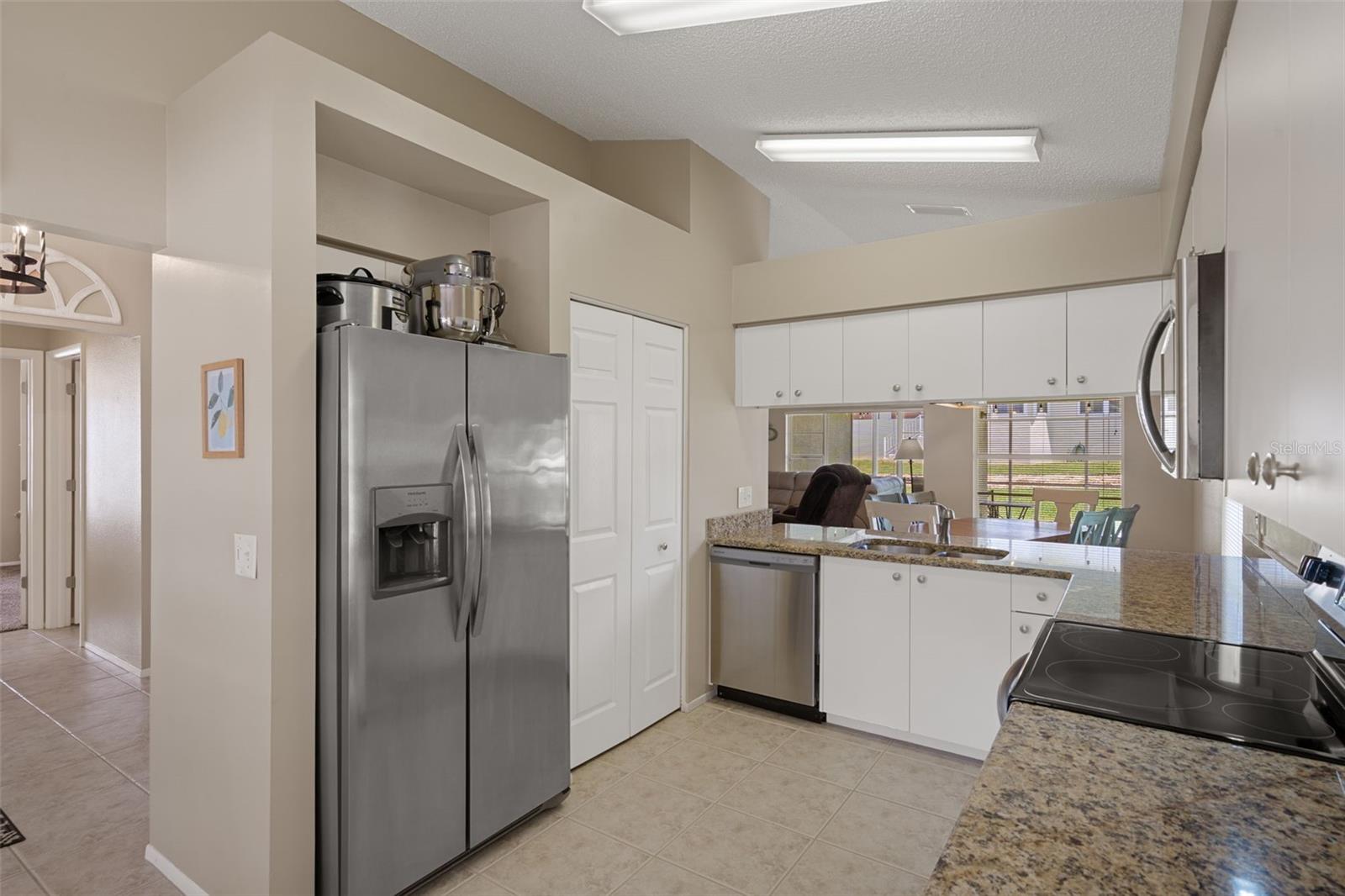 7483 Bridgewater Ln Property Photo 17