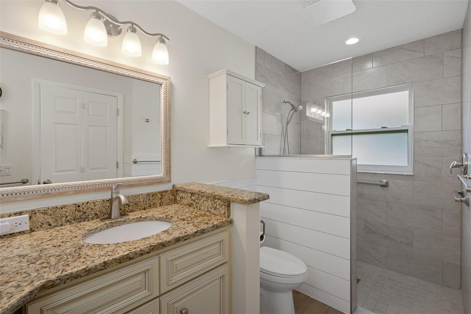 7483 Bridgewater Ln Property Photo 26